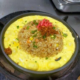 Cơm chiên trứng Nhật Bản