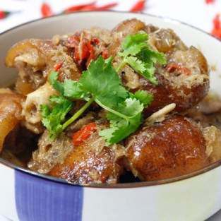Dựng heo nấu giả cầy