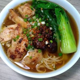 Mì ramen gà quay