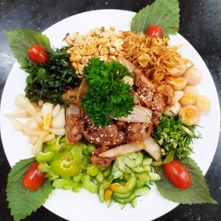 Gỏi bắp bò hoa Yaki